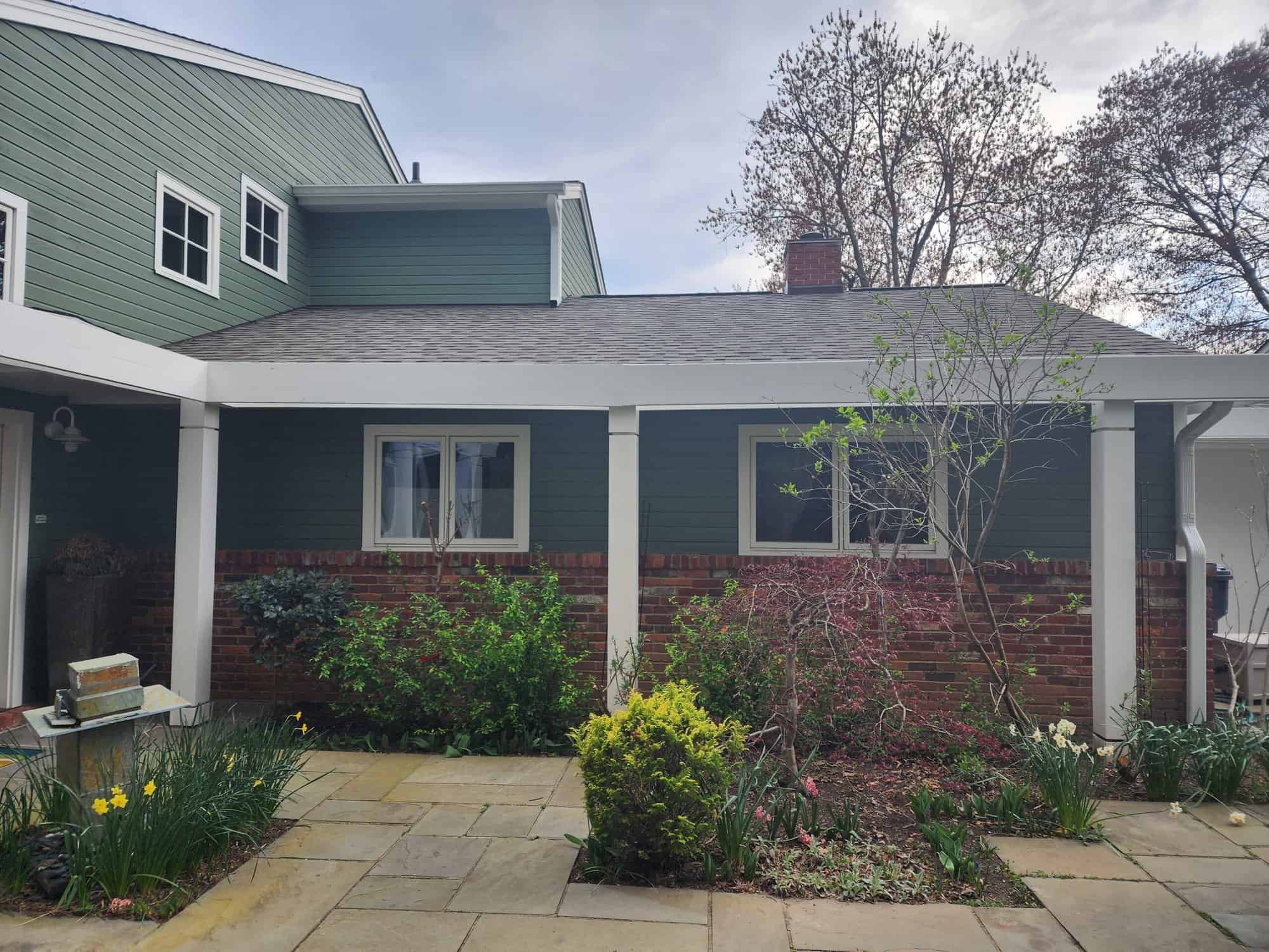 how much does it cost to paint the exterior of a house